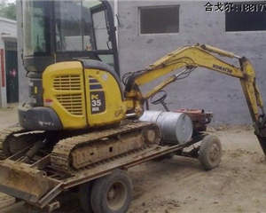 小松35挖掘機